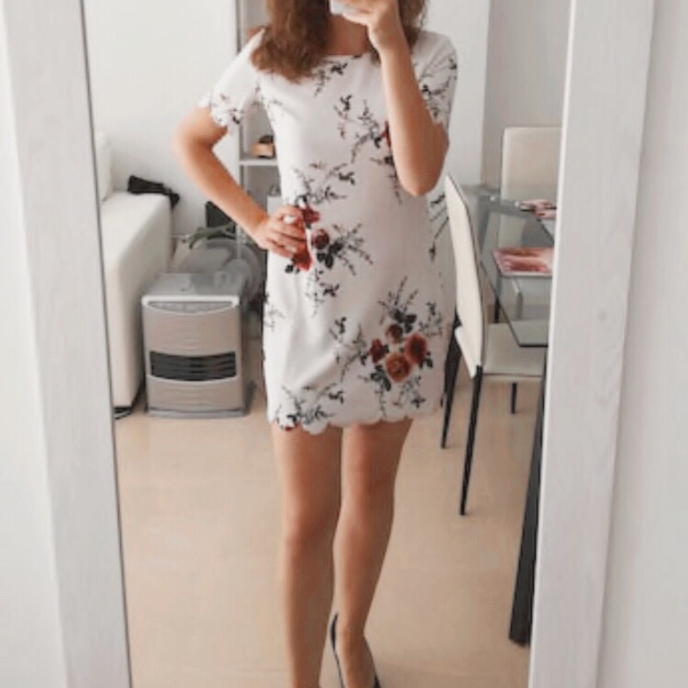 botanical dress with scallop trim